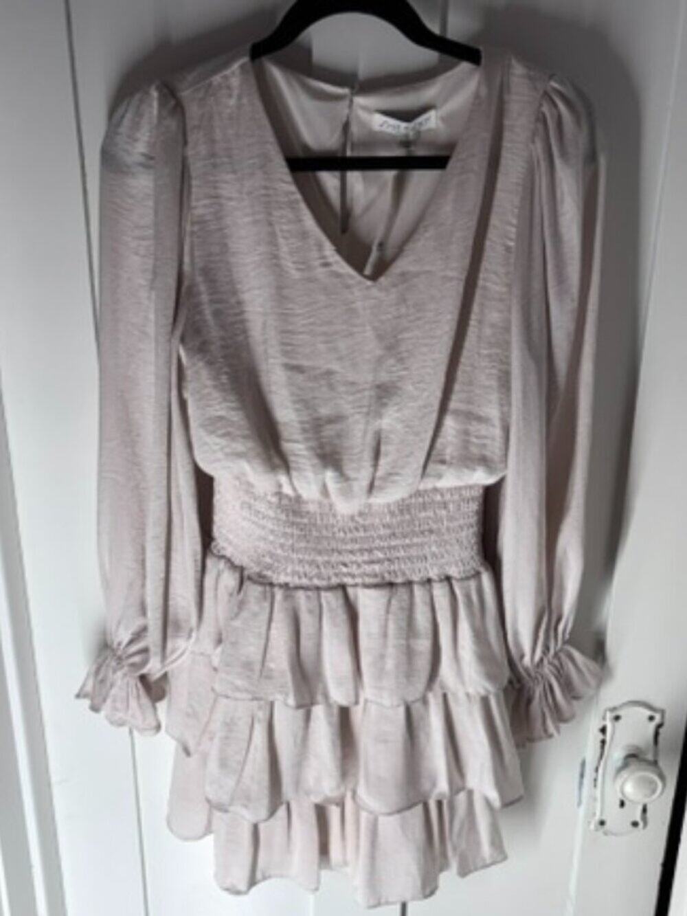 She + Sky NWT Cream Tiered Smocked Mini Dress V-Neck Long Sleeve S